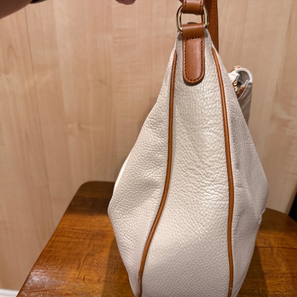 Valentina Elegant White Hobo Bag - Picture 3 of 6
